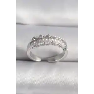 Pirinç Gümüş Renk Zirkon Taşlı İnci Detay VIP Seri Kadın Yüzük