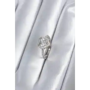 Pirinç Gümüş Renk Zirkon Taşlı Kalp Charm Model Kadın Yüzük