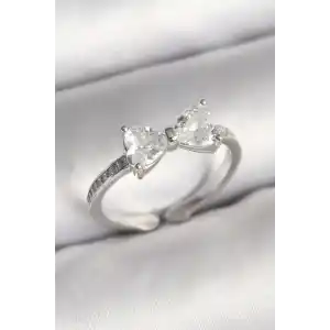 Pirinç Gümüş Renk Zirkon Taşlı Kalp Fiyonk Model Kadın Yüzük