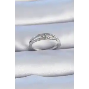 Pirinç Gümüş Renk Zirkon Taşlı Kalp Model Kadın Yüzük