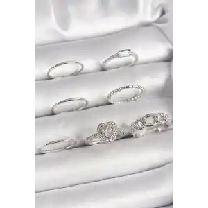Pirinç Gümüş Renk Zirkon Taşlı Kalp Model Kadın Yüzük Kombini