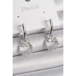 Pirinç Gümüş Renk Zirkon Taşlı Kelebek Figür Sallantı Detay Kadın Küpe