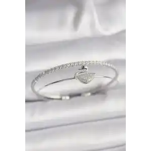 Pirinç Gümüş Renk Zirkon Taşlı Kuğu Model Kadın Bileklik