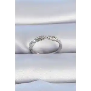 Pirinç Gümüş Renk Zirkon Taşlı Sarmal Model Kadın Yüzük