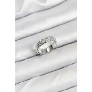 Pirinç Gümüş Renk Zirkon Taşlı Sırım Kadın Yüzük