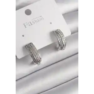 Pirinç Gümüş Renk Zirkon Taşlı Yarım Halka Model Kadın Küpe