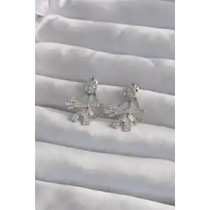 Pirinç Gümüş Renk Zirkon Taşlı Yassı Fiyonk Model Küpe