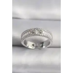 Pirinç Gümüş Renk Zirkon Taşlı Yıldız İşleme VIP Seri Kadın Yüzük