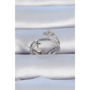 Pirinç Gümüş Renk Zirkon Taşlı Yıldız Model Kadın Yüzük