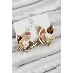 Pirinç İnci Detaylı Çiçek Model Gold Renk Kadın Küpe