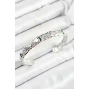 Pirinç Karışık Zirkon Taşlı Çiçek Model Gümüş Renk Altı Açık Kadın Bileklik