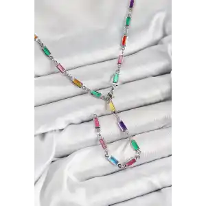 Pirinç Renkli Zirkon Taşlı Dikdörtgen Model Gümüş Renk Kadın Y Kolye