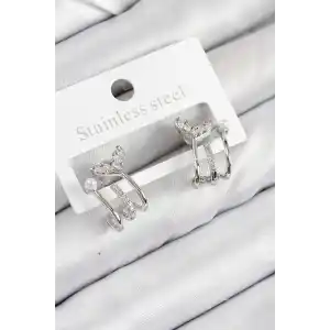 Pirinç Zirkon Taşlı İnci Detaylı Balık Kuyruğu Model Gümüş Renk Kadın Küpe