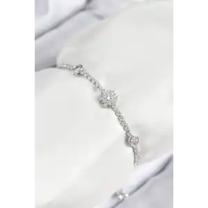 Pirinç Zirkon Taşlı Kar Tanesi Model Gümüş Renk Asansörlü Kadın Bileklik