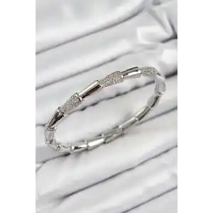 Pirinç Zirkon Taşlı Kemik Model Gümüş Renk Vip Kadın Bileklik