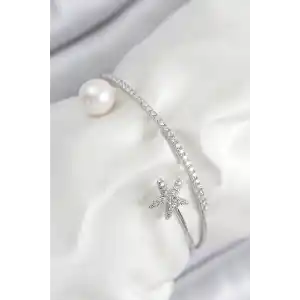Pirinç Zirkon Taşlı Yıldız Ve İnci Model Gümüş Renk Kadın Bileklik