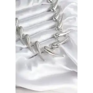 VIP Seri Özel Model Gümüş Renk Kadın Kolye