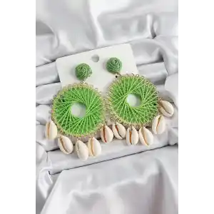 Yeşil Hasır Örgü Sarmal Model Sallantılı Deniz Kabuğu Detaylı Gold Renk Kadın Küpe
