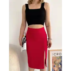 Yırtmaçlı esnek kumaş midi boy etek koyu kırmızı