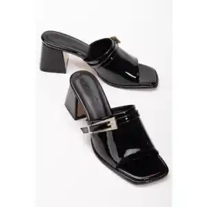 Ziva Siyah Rugan Topuklu Terlik