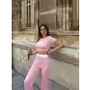 Crop pantolon biyeli takım pembe