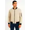 Erkek Bomber Mont Ceket – Fermuarlı, Kapitone İçi Astarlı, Su İtici Kumaş, Regular Fit, Uzun Kollu, Yandan Cepli, Bahar & Kış Rahat Günlük Stil - Bej