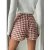 İki düğmeli kaz ayağı desen ch kumaş şort etek bordobeyaz h26414