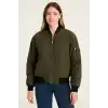 Kadın Bomber Mont Ceket – Fermuarlı, Kapitone İçi Astarlı, Su İtici Kumaş, Regular Fit, Yandan Cepli, Günlük Bahar & Kış Şık Rahat Stil - Haki