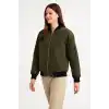 Kadın Bomber Mont Ceket – Fermuarlı, Kapitone İçi Astarlı, Su İtici Kumaş, Regular Fit, Yandan Cepli, Günlük Bahar & Kış Şık Rahat Stil - Haki