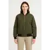 Kadın Bomber Mont Ceket – Fermuarlı, Kapitone İçi Astarlı, Su İtici Kumaş, Regular Fit, Yandan Cepli, Günlük Bahar & Kış Şık Rahat Stil - Haki