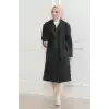 Kadın Kaşe Kaban – Uzun Boy 115 cm Kruvaze Yaka Kuşaklı Astarlı Kışlık Tesettür Kaban, Yünlü Dokuma Kaşmir Kumaş, Cepli Oversize Rahat Kalıp Şık Modern Kaban Mont Modeli (Günlük ve Özel Gün Kombinlerine Uygun) - Siyah