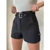 Kemer detaylı gabardin şort siyah s25289