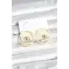 Pirinç Gold Renk Beyaz Mineli Geometrik Gül Model Kadın Küpe