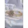 Pirinç Gold Renk İri Zirkon Taşlı Çiçek Figürlü Bileklik
