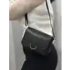 Siyah cilt mossi çanta