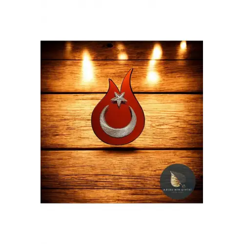 El Yapımı Filografi Türk Bayrağı Lale | Premium Kalite Malzeme ile Hazırlanmış Dekoratif 31 x 19 cm