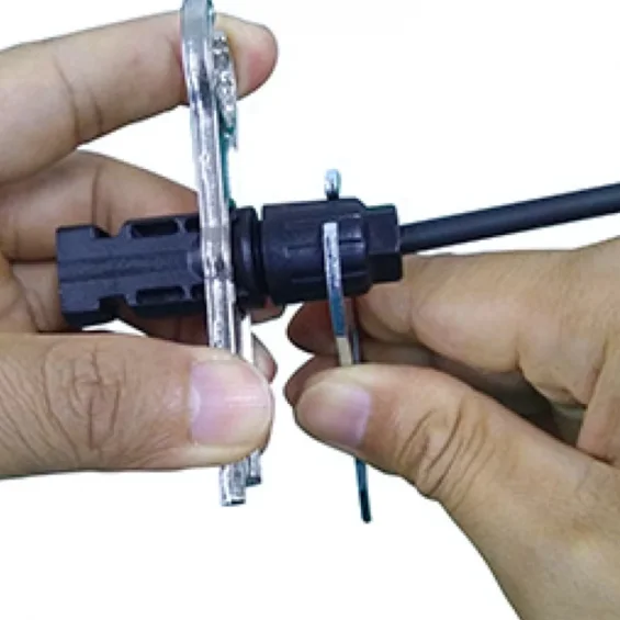 Güneş Enerji Sistemleri İçin Kablo Kesme, Sıyırma ve Sıkma Pensesi Seti