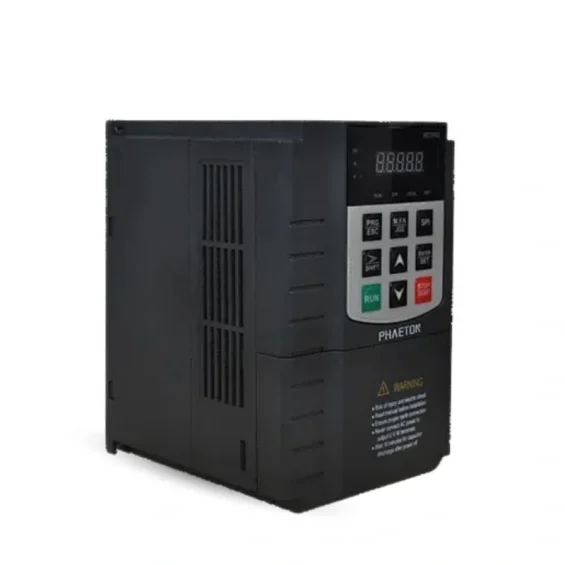 Hegel 5.5KW 7.5HP Trifaze MPPT Dalgıç Pompa Sürücüsü 380V Solar Pompa İnverteri
