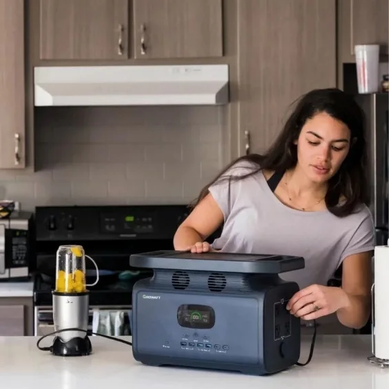 Growatt INFINITY 2000W 1500Wh Kapasite Taşınabilir Güç İstasyonu