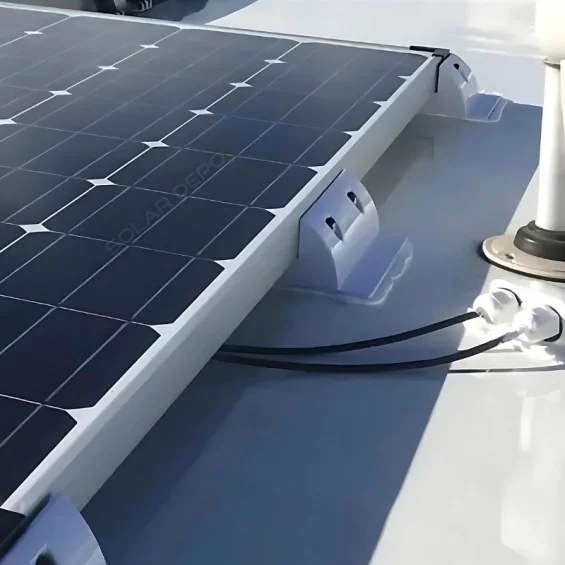 Karavan Güneş Paneli Beyaz Montaj Seti - 7 Parça Komple Braket Seti (4 Köşe + 2 Yan + Kablo Kapağı)