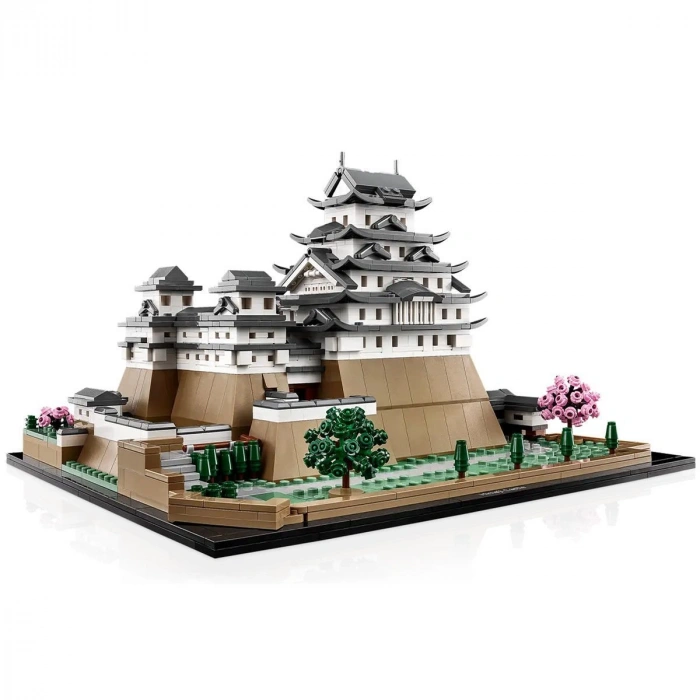 21060 Lego Architecture - Himeji Kalesi 2125 parça +18 yaş
