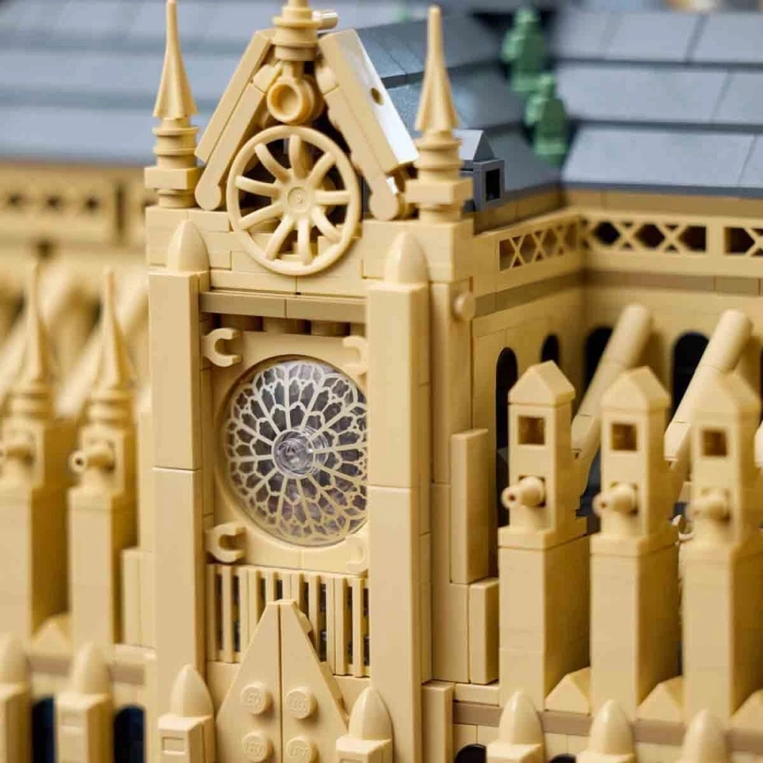 21061 Lego Architecture - Notre Dame Katedrali 4383 parça +18 yaş
