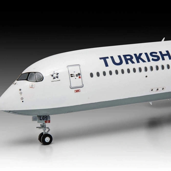 3773 Revell - Turkish Airlines Airbus A350-900 Maket Kiti