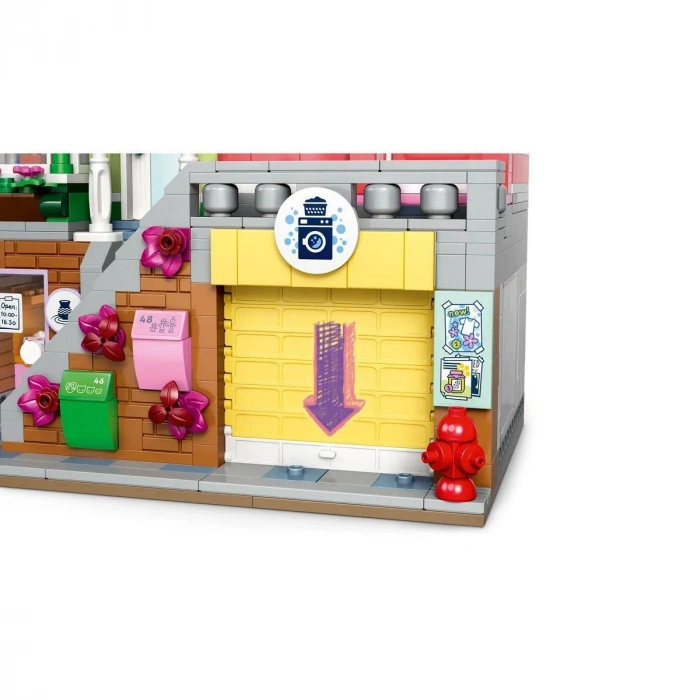 42670 Lego Friends Heartlake Apartman ve Mağazalar 2040 parça +12 yaş