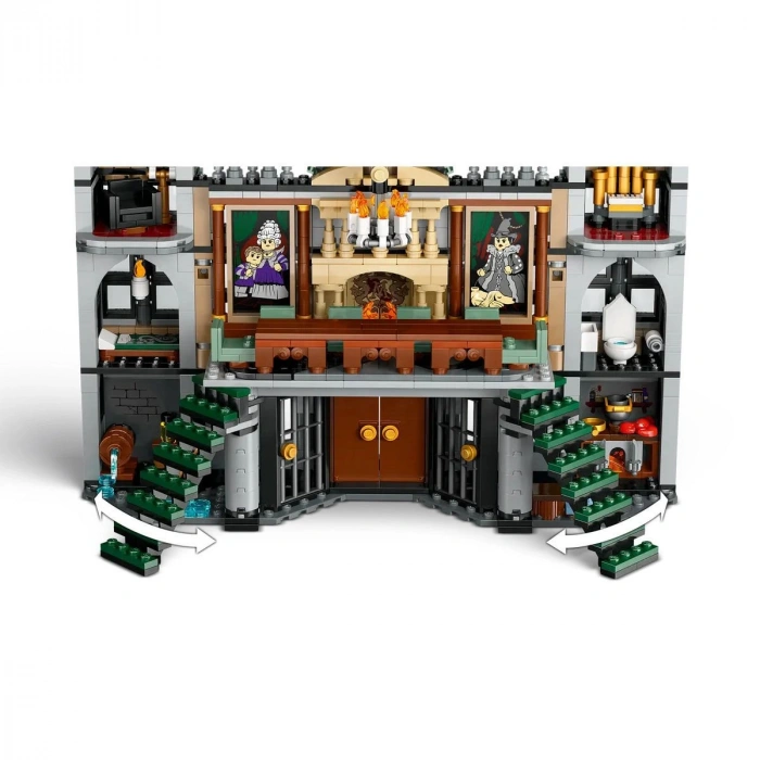 76453 Lego Harry Potter - Malfoy Malikanesi 1601 parça +10 yaş