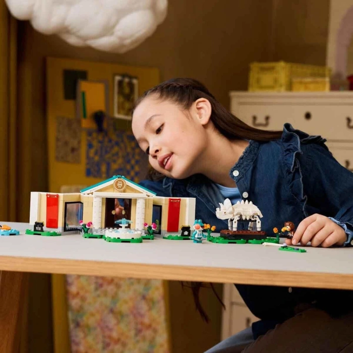 77056 Lego Animal Crossing Blathers Müze Koleksiyonu 543 parça +7 yaş