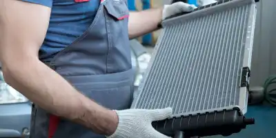 Radyatör Nedir? Bakımı, Arızaları ve Harareti Önleme İpuçları.