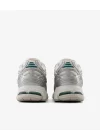 New Balance 1906R Silver Metallic Cream