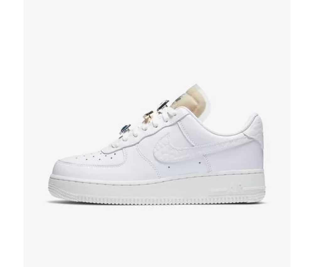 Nike Air Force 1 07 LX