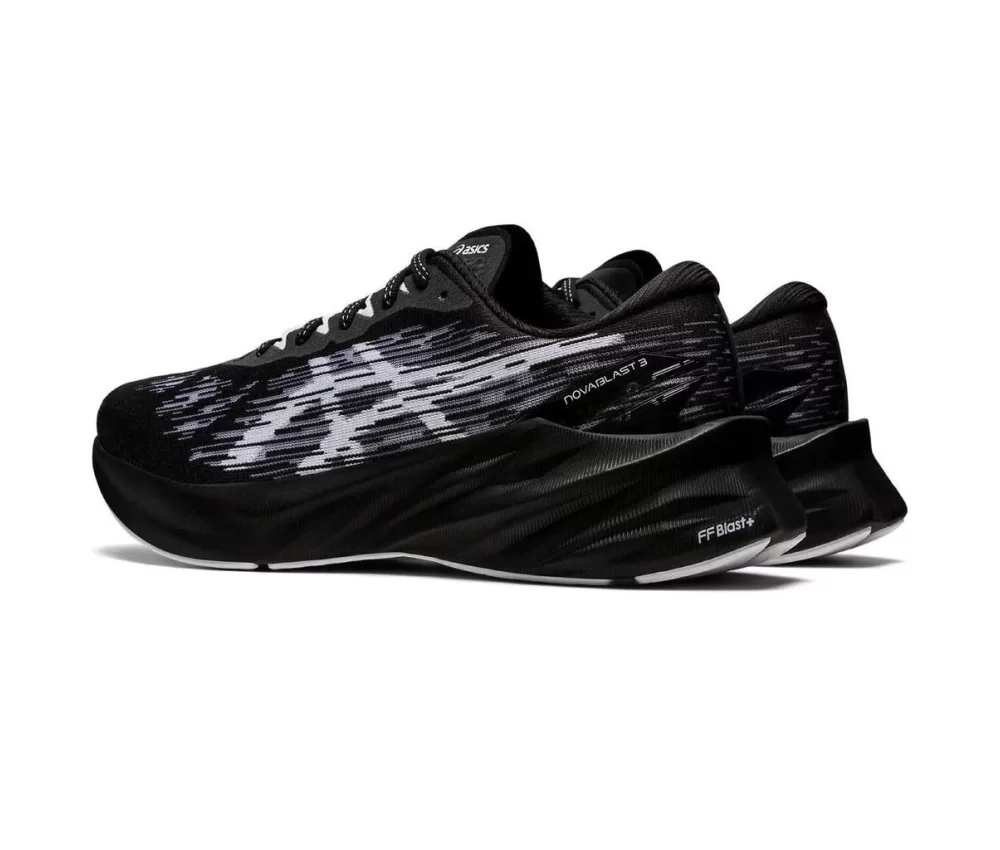 Asics Novablast 3 Black White